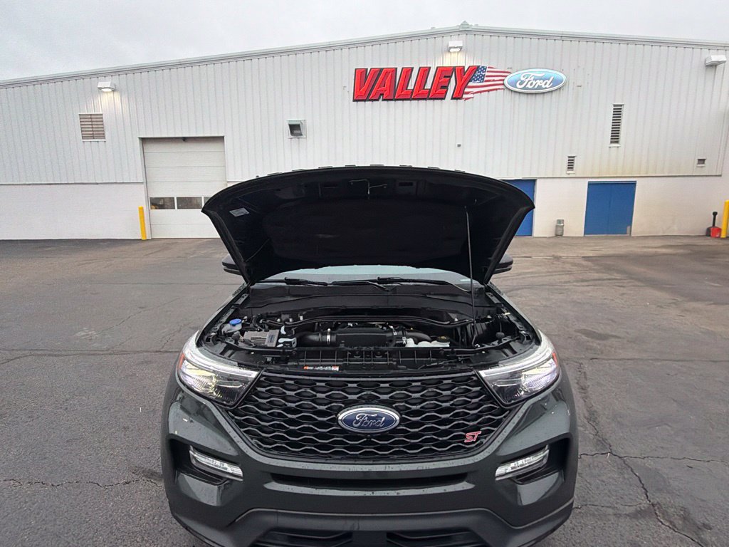 Certified 2023 Ford Explorer ST w/ Equipment Group 401A AWD/4WD image 19