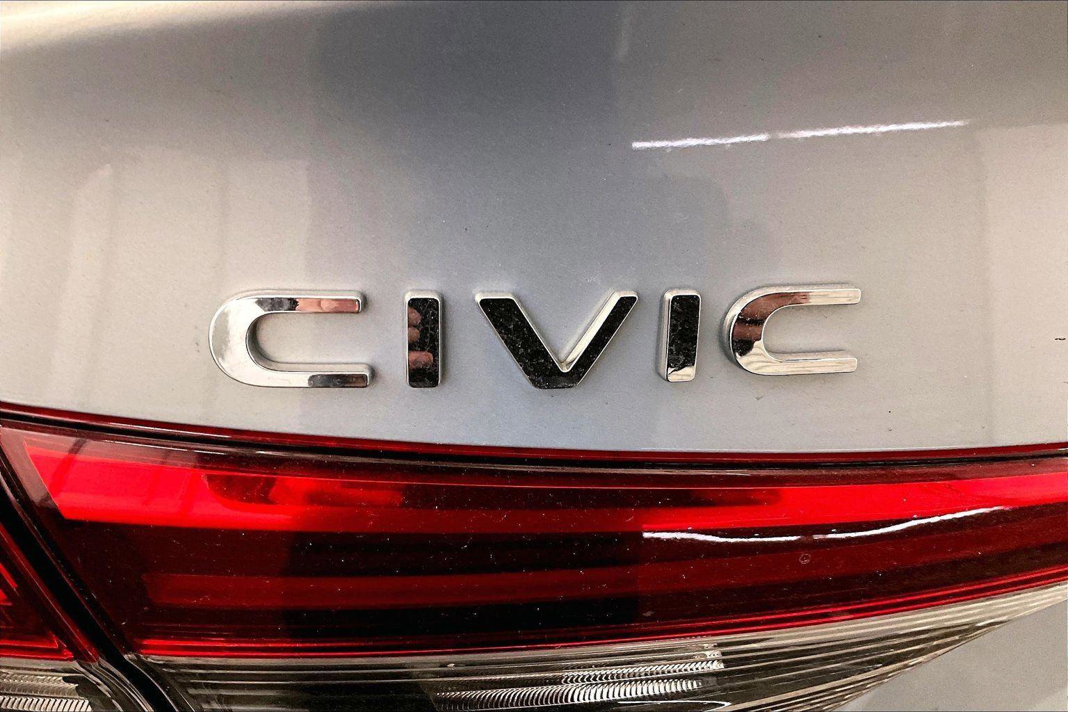 Used 2022 Honda Civic EX image 13