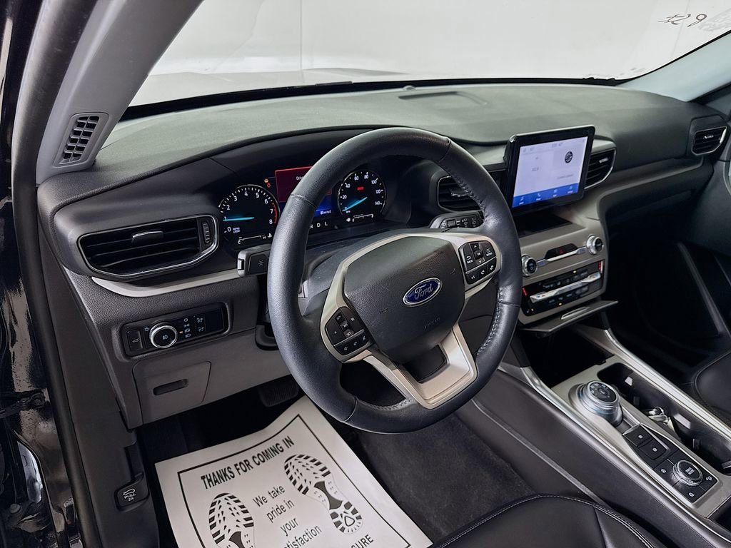 Certified 2023 Ford Explorer XLT w/ Equipment Group 202A image 14