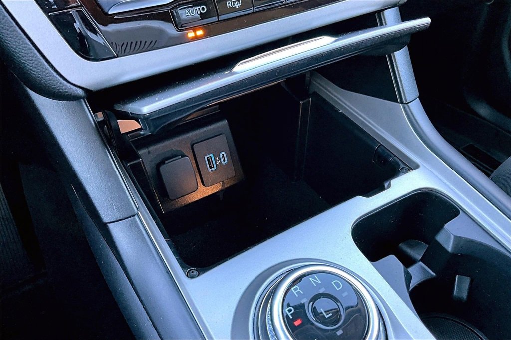 Certified 2022 Ford Explorer XLT image 33