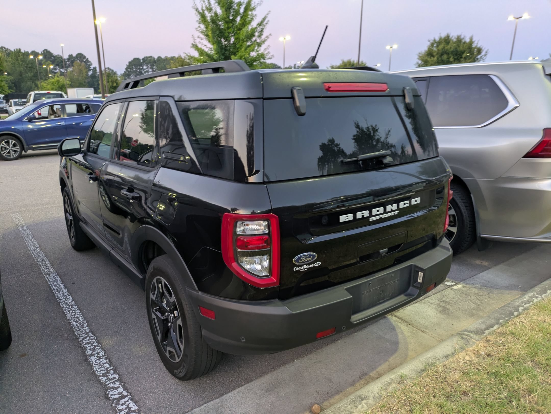 Certified 2024 Ford Bronco Sport Outer Banks w/ Tech Package AWD/4WD image 4