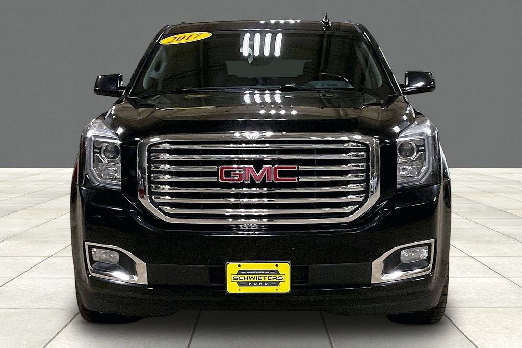 Used 2017 GMC Yukon XL SLT w/ Premium Edition AWD/4WD image 3