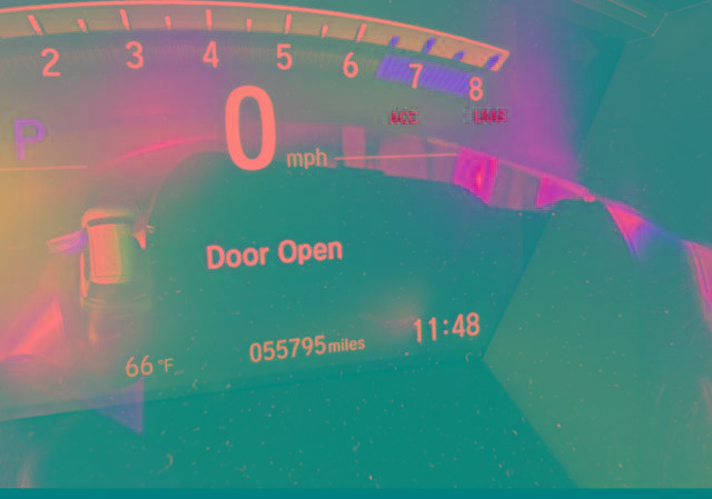 Used 2020 Honda CR-V Touring image 4