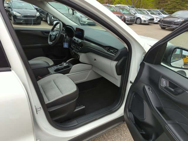 Certified 2023 Ford Escape Active w/ Cold Weather Package FWD image 23
