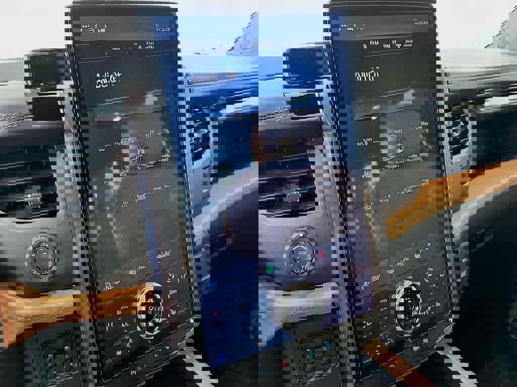 Certified 2023 Ford Expedition Platinum image 17