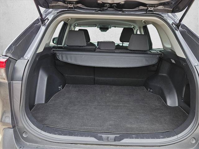 Used 2020 Toyota RAV4 XLE AWD/4WD image 23