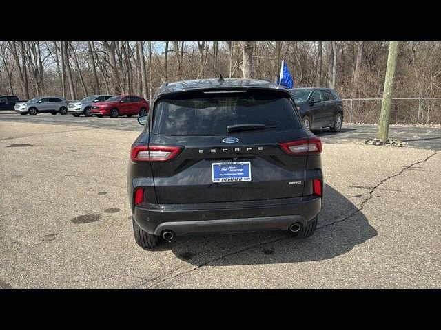 Certified 2024 Ford Escape ST-Line w/ Tech Pack #1 AWD/4WD image 28
