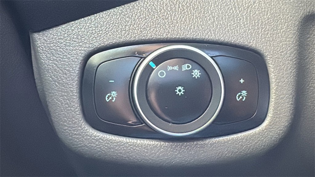 Certified 2022 Ford Transit Connect XL image 17