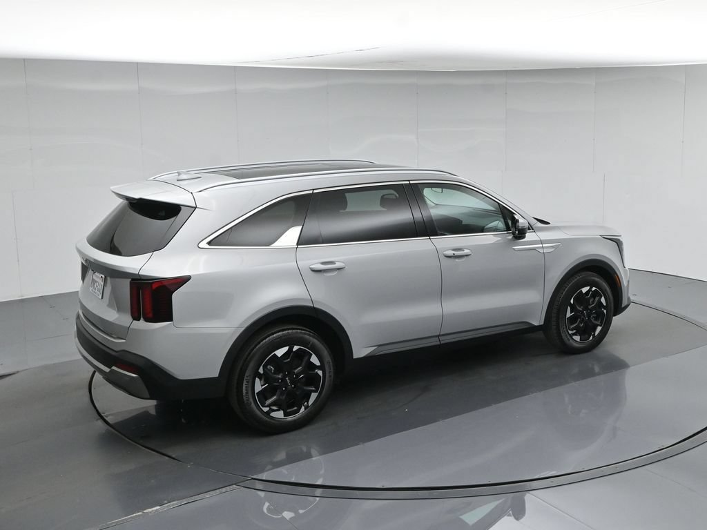 Used 2025 Kia Sorento S w/ Panoramic Sunroof Package FWD image 46