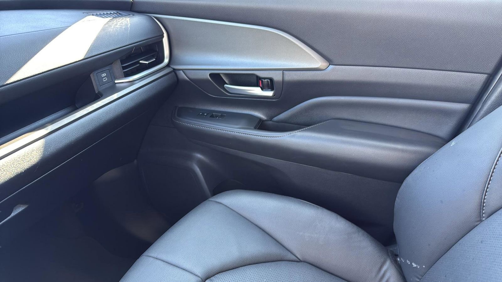 Used 2024 Toyota Grand Highlander XLE image 24