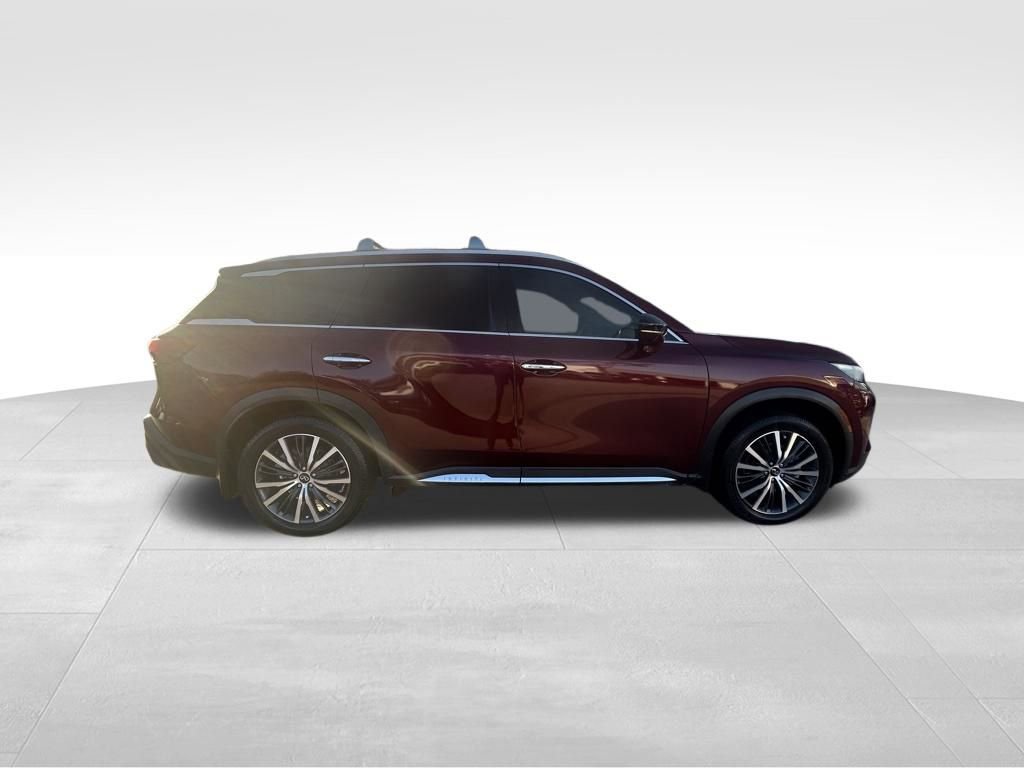 Used 2023 INFINITI QX60 Sensory w/ Cargo Package image 3