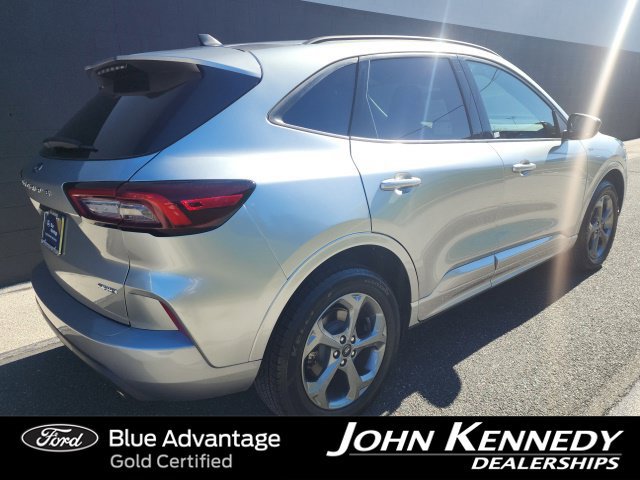 Certified 2024 Ford Escape ST-Line AWD/4WD image 6