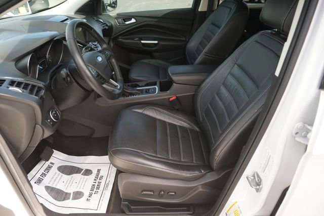 Certified 2017 Ford Escape Titanium AWD/4WD image 9
