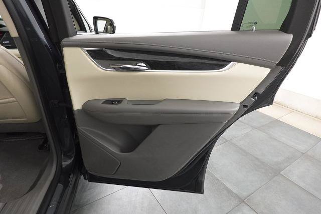 Used 2021 Cadillac XT6 Premium Luxury FWD image 32