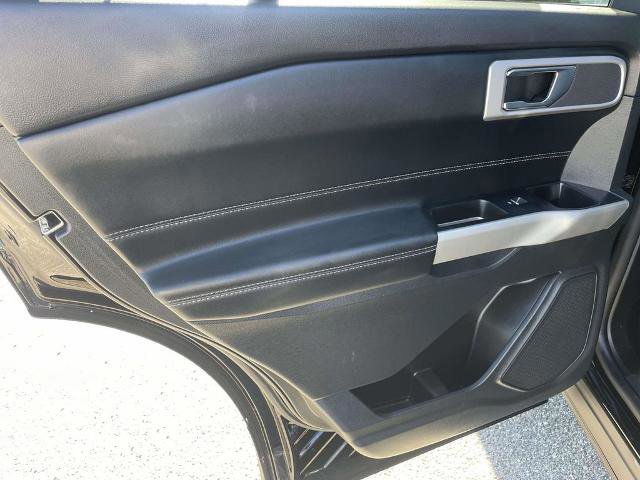 Certified 2022 Ford Explorer XLT w/ Equipment Group 202A image 20