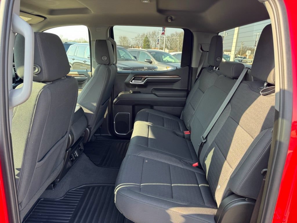 Used 2023 Chevrolet Silverado 1500 LT AWD/4WD image 21