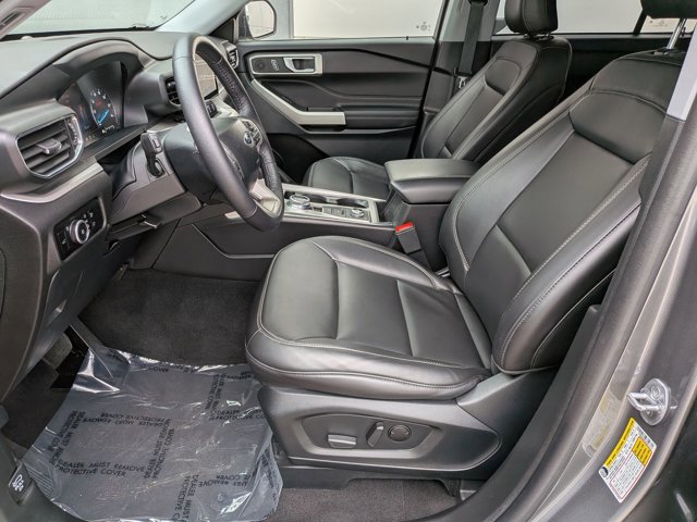 Certified 2023 Ford Explorer XLT w/ Equipment Group 202A AWD/4WD image 16