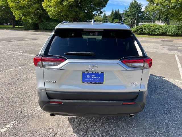 Used 2025 Toyota RAV4 XLE AWD/4WD image 9