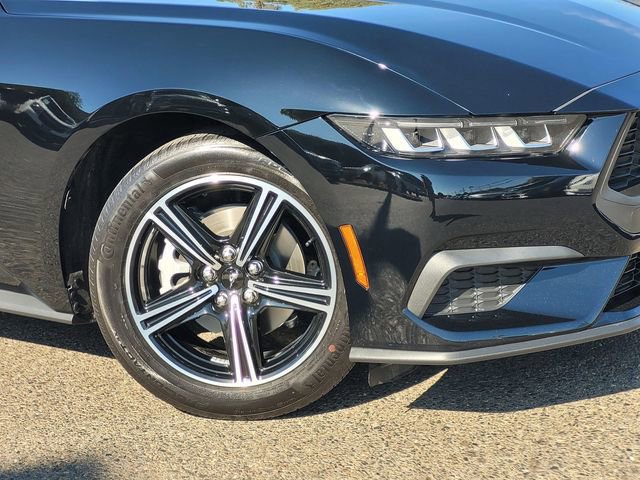 Certified 2024 Ford Mustang Coupe image 6