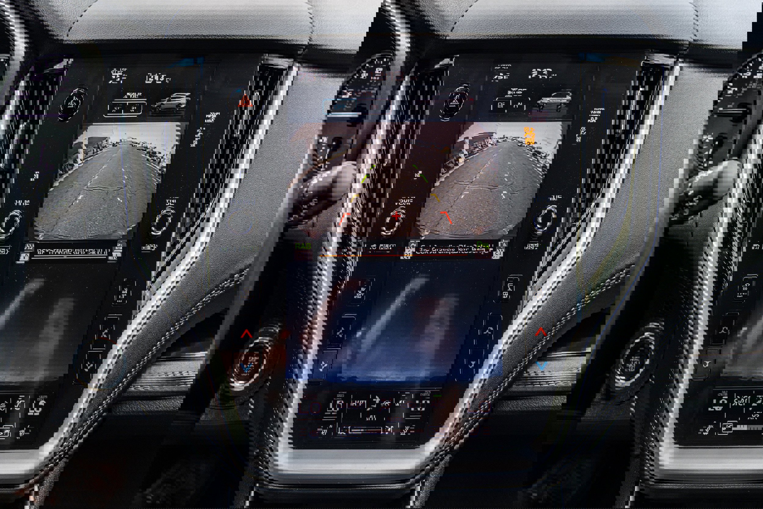 Used 2020 Subaru Outback Limited w/ Popular Package #2 image 14