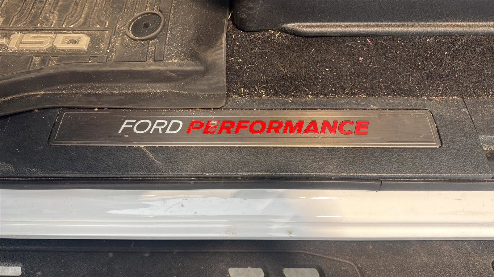 Certified 2023 Ford F150 Raptor w/ Raptor 37 Performance Package AWD/4WD image 37