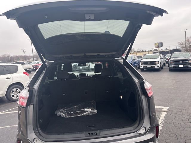 Certified 2024 Ford Edge ST-Line image 29