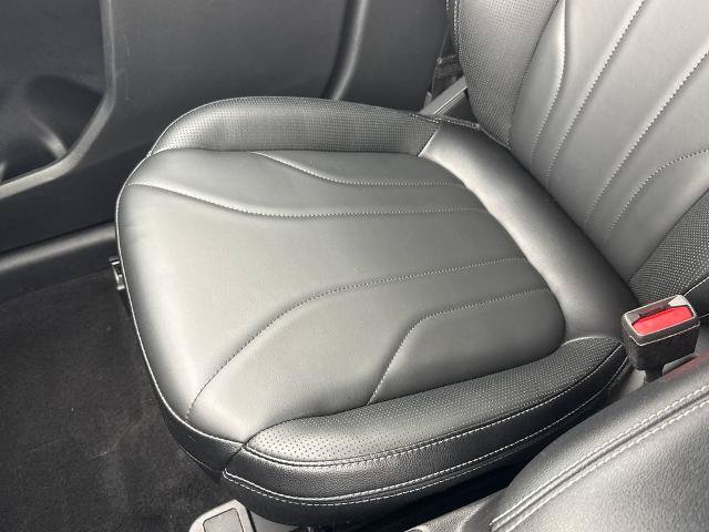 Certified 2025 Ford Escape Platinum w/ Premium Technology Package AWD/4WD image 24