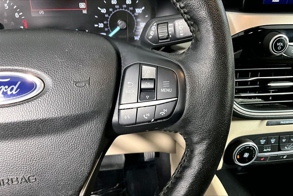 Certified 2020 Ford Escape SEL FWD image 19