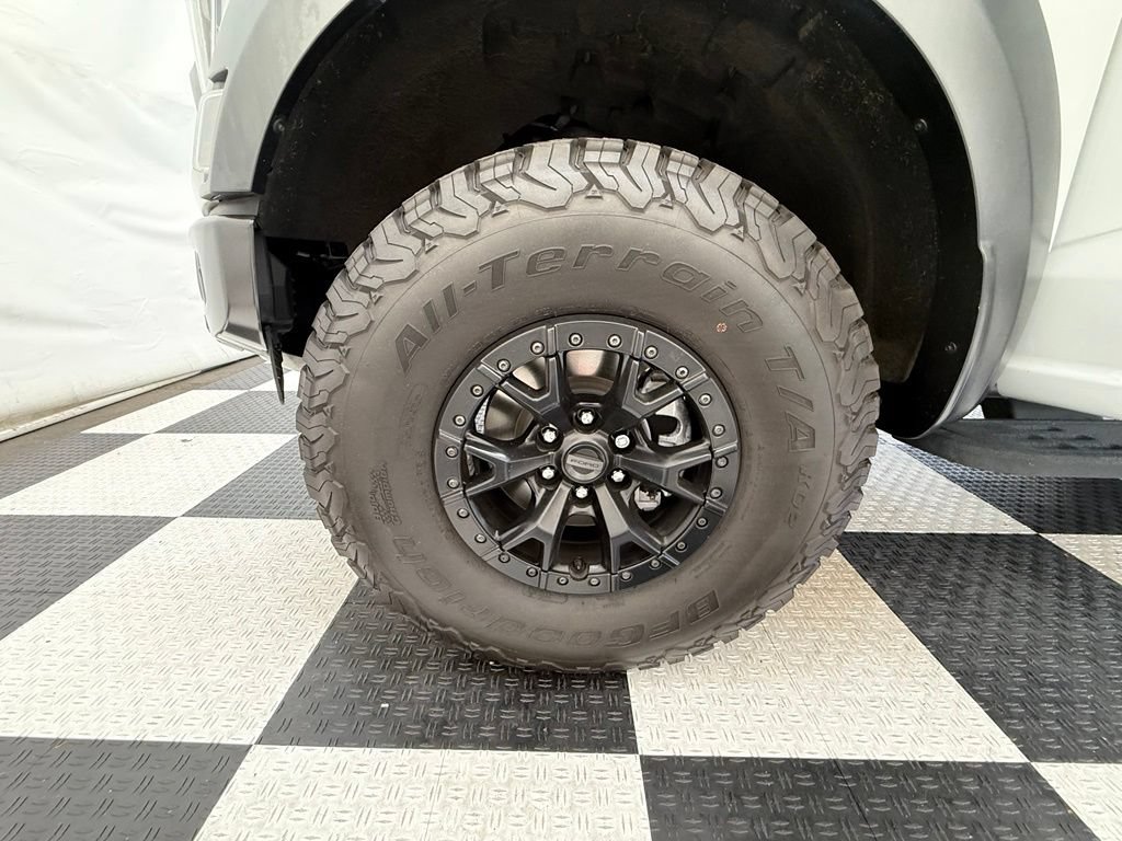 Certified 2023 Ford F150 Raptor w/ Raptor 37 Performance Package AWD/4WD image 11