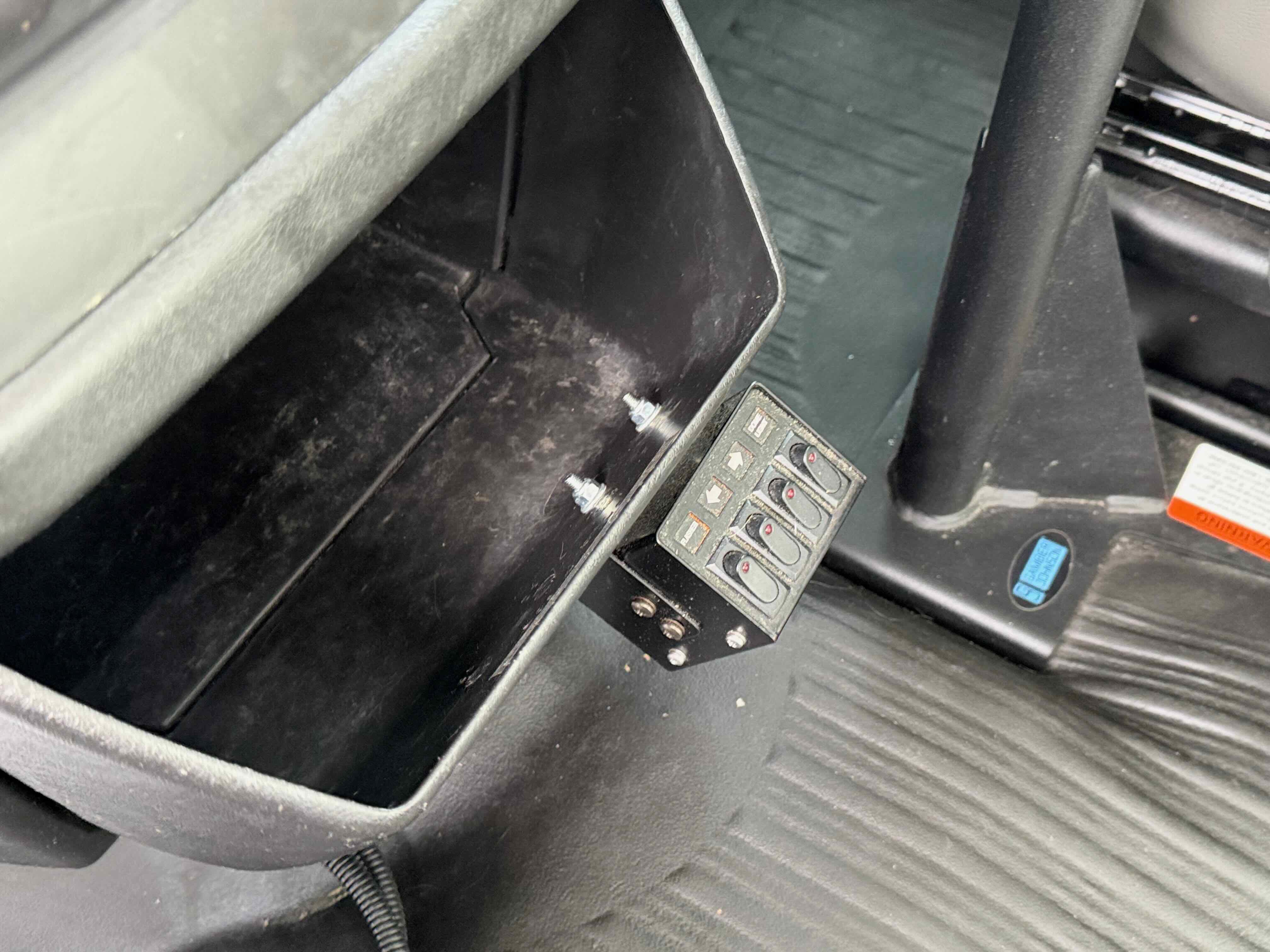 Used 2023 GMC Savana 2500 w/ Driver Convenience Package image 24