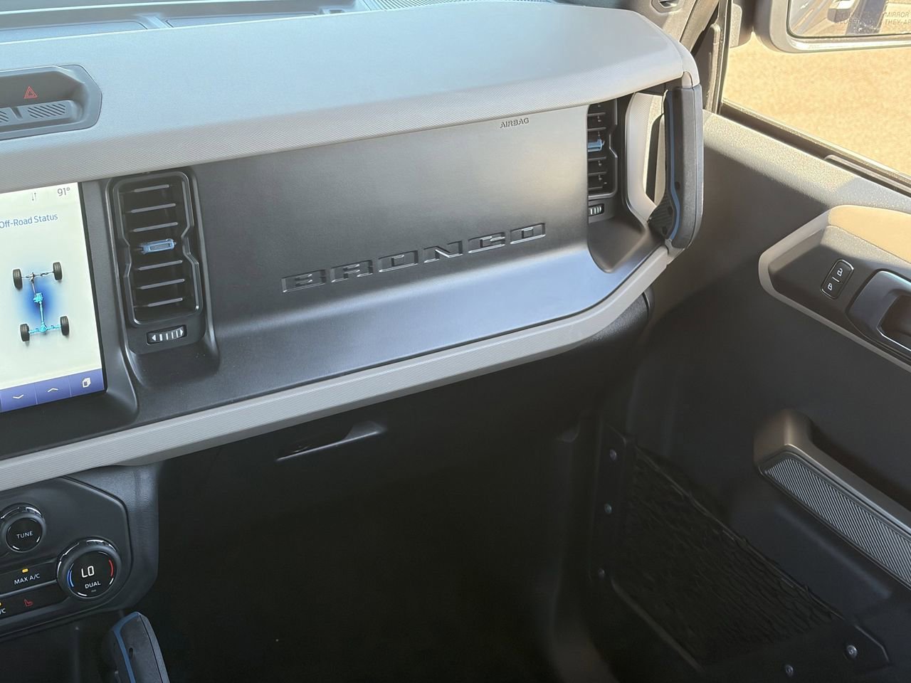 Certified 2023 Ford Bronco Wildtrak AWD/4WD image 17