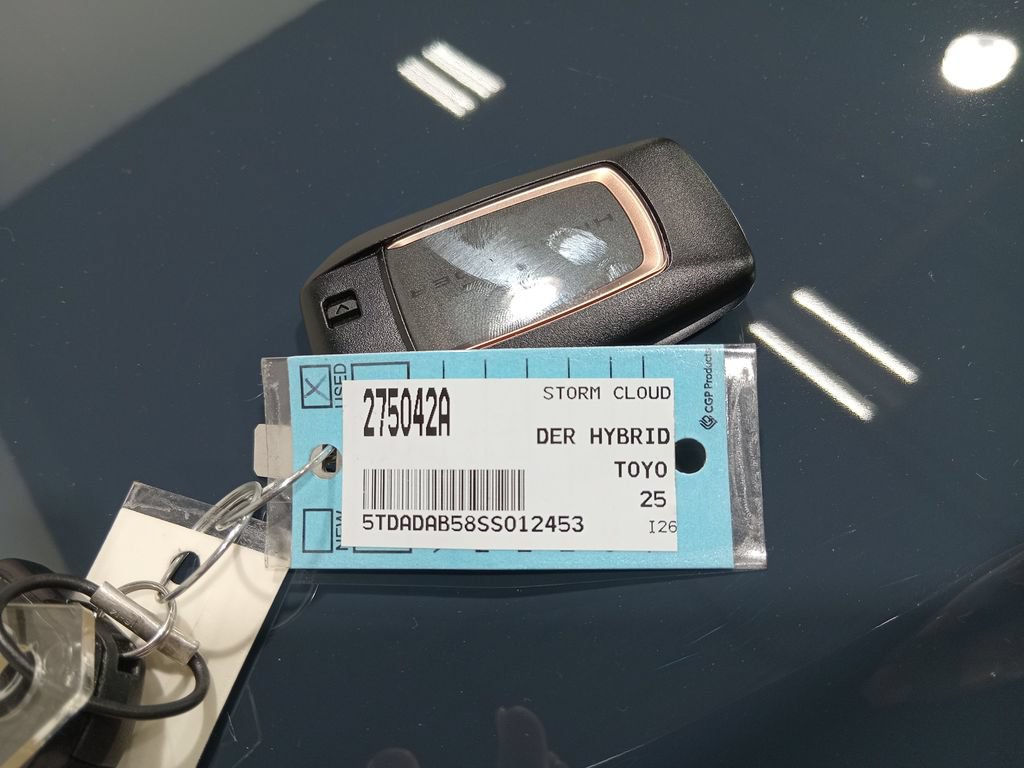 Used 2025 Toyota Grand Highlander AWD Hybrid image 27