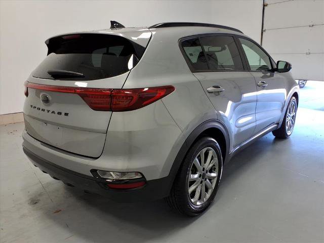 Used 2022 Kia Sportage Nightfall Edition w/ Nightfall Fwd Premium Package image 3
