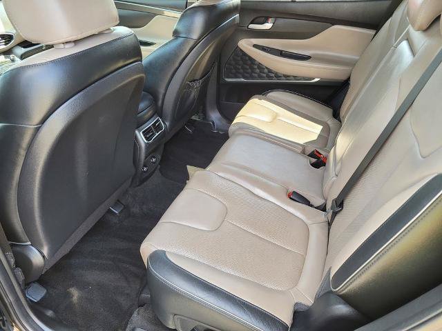 Used 2022 Hyundai Santa Fe SEL w/ Convenience + Premium Package AWD/4WD image 12