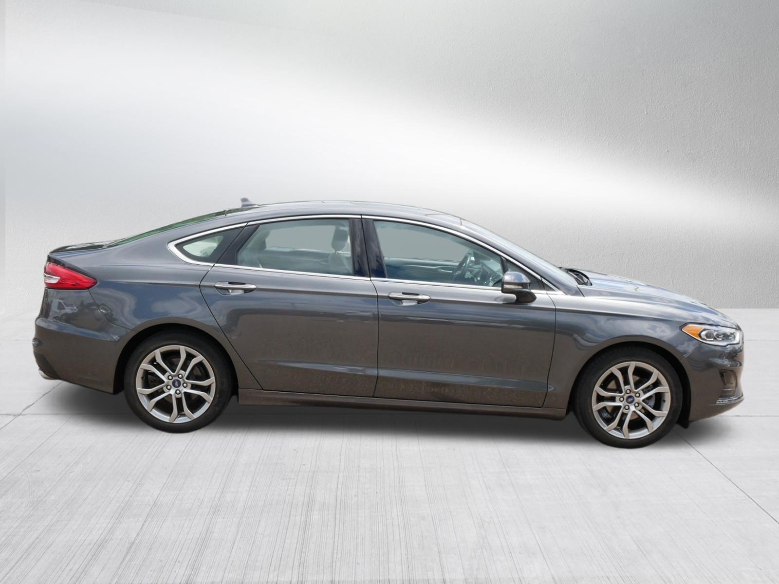 Certified 2019 Ford Fusion SEL FWD image 8
