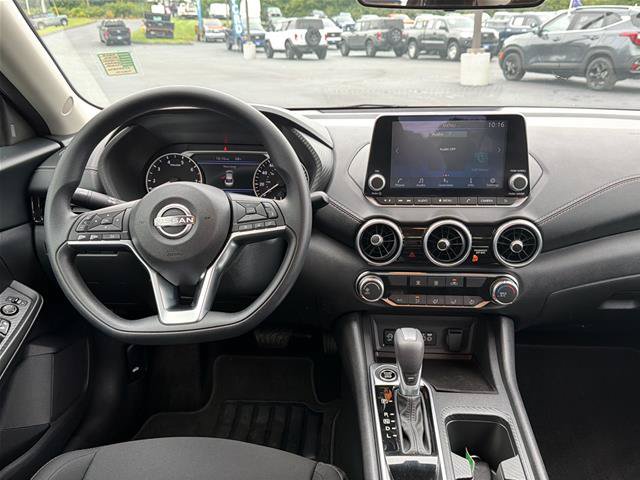 Used 2025 Nissan Sentra SV w/ Trunk Package FWD image 17