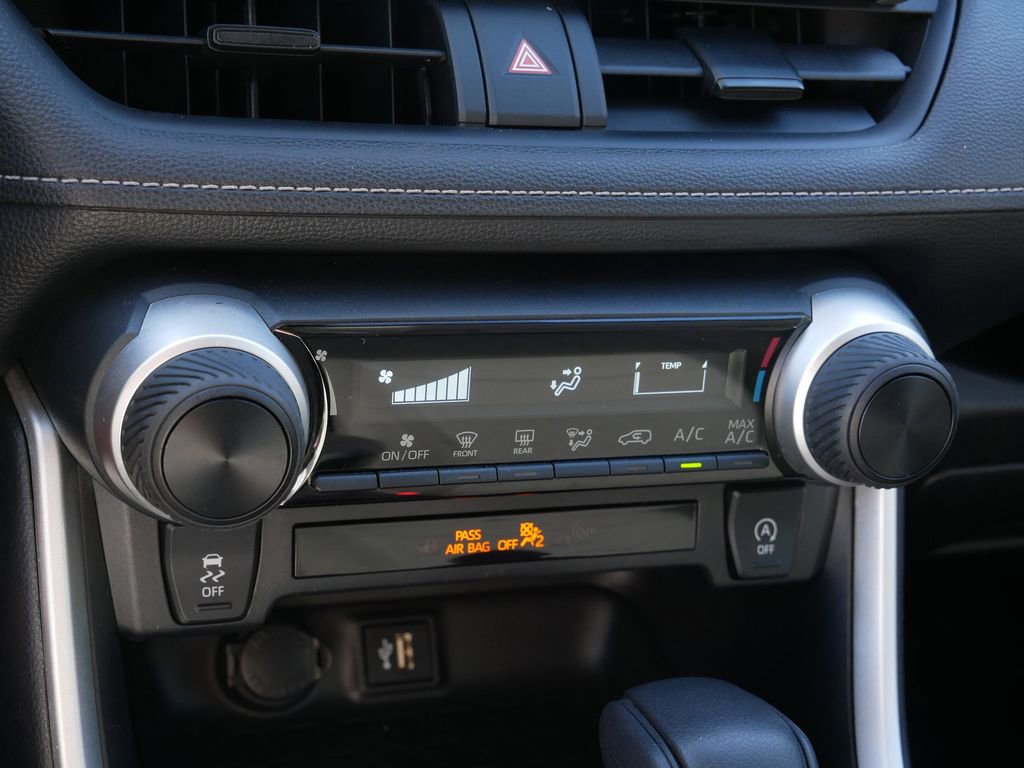 Used 2024 Toyota RAV4 LE image 19