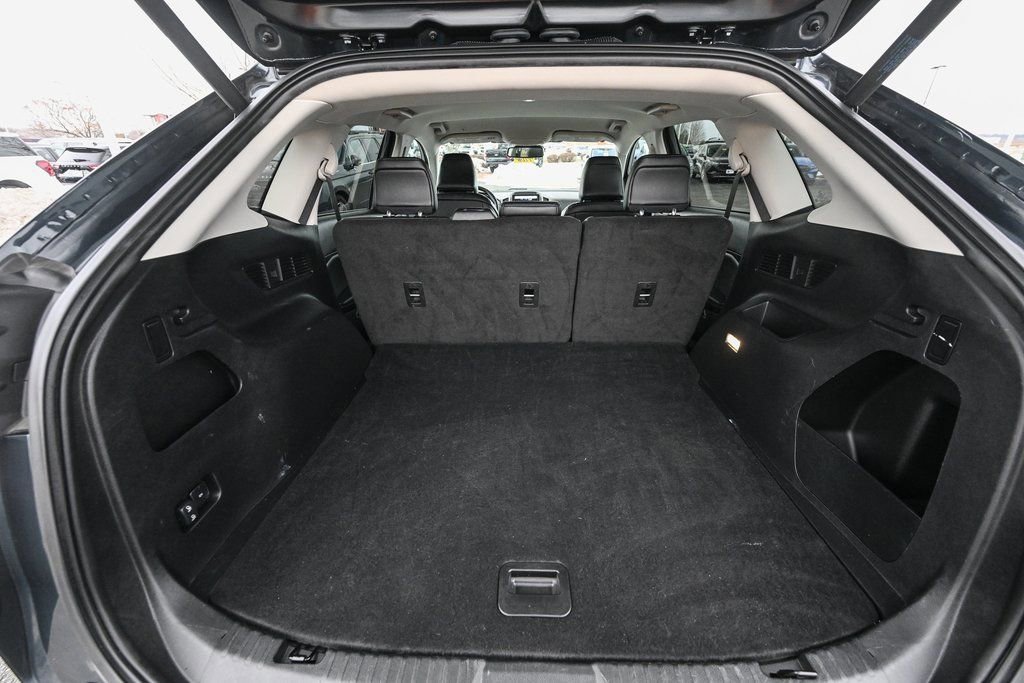 Certified 2024 Ford Edge SEL w/ Convenience Package image 19