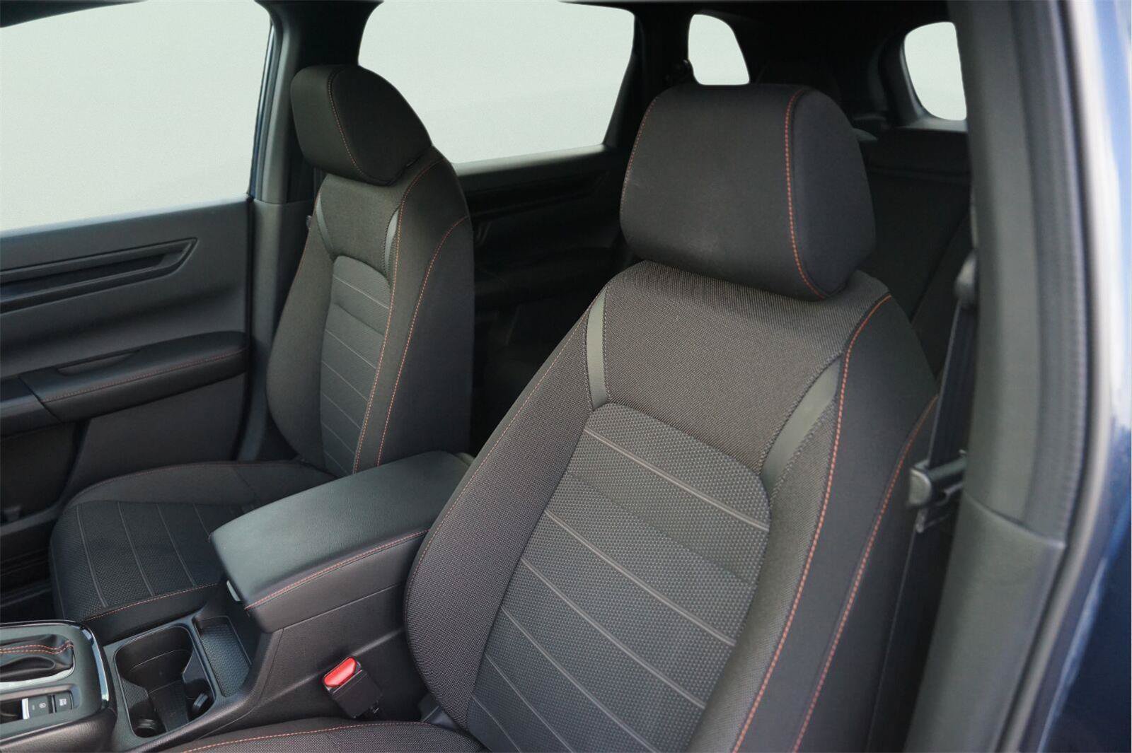 Used 2025 Honda CR-V Sport image 10