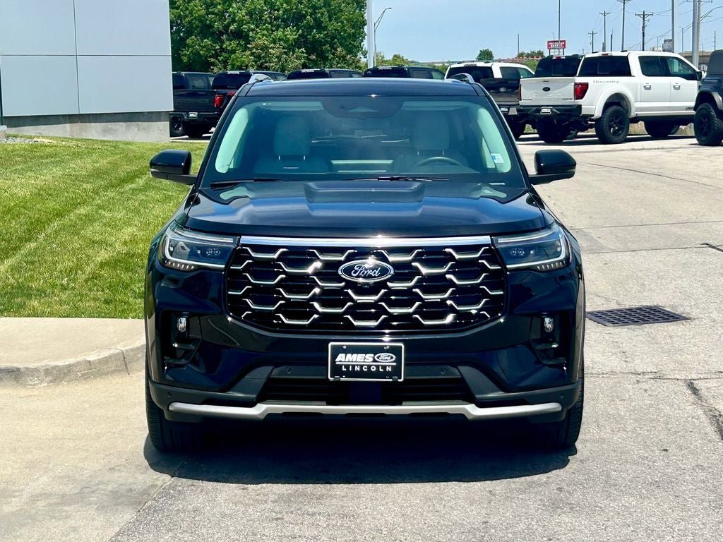 Certified 2025 Ford Explorer Platinum w/ Ultimate Package AWD/4WD image 8