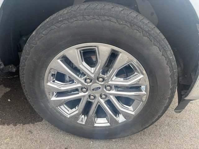 Certified 2024 Ford F150 Lariat w/ Tow/Haul Package AWD/4WD image 4