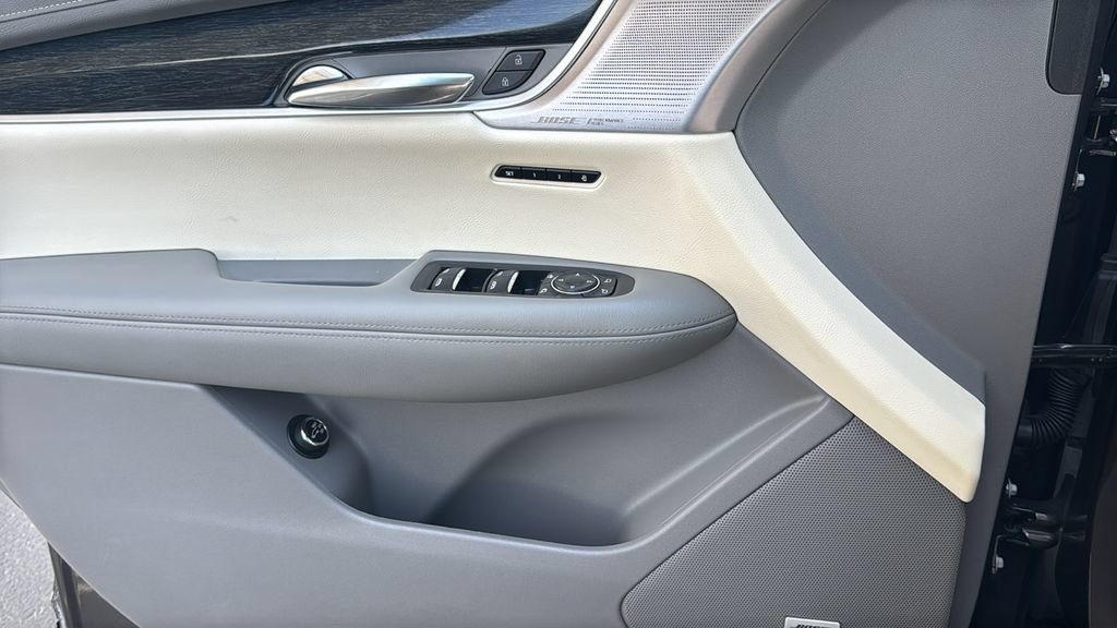 Used 2020 Cadillac XT6 Premium Luxury AWD/4WD image 19
