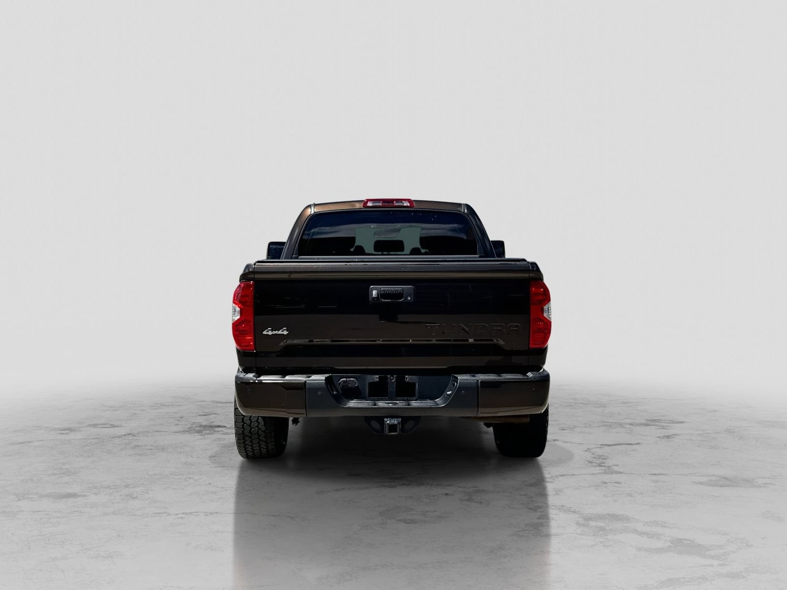 Used 2019 Toyota Tundra Limited w/ Limited Premium Package AWD/4WD image 7