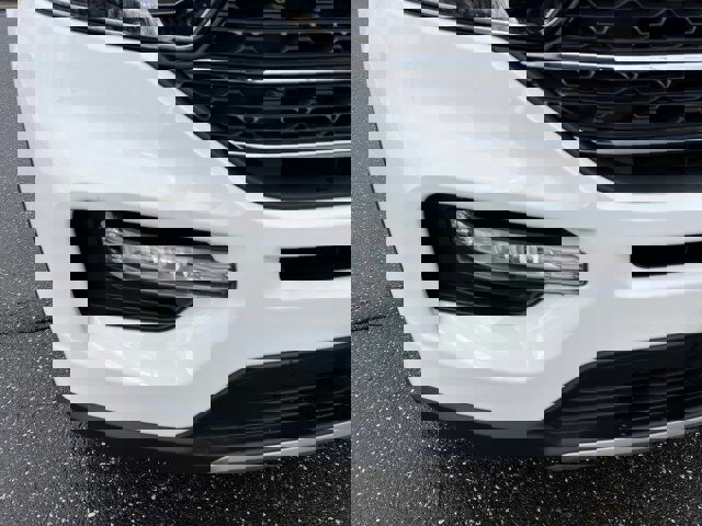 Certified 2022 Ford Explorer XLT w/ Equipment Group 202A image 39