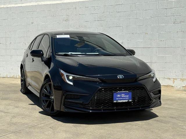Used 2026 Toyota Corolla SE w/ SE Package FWD image 3