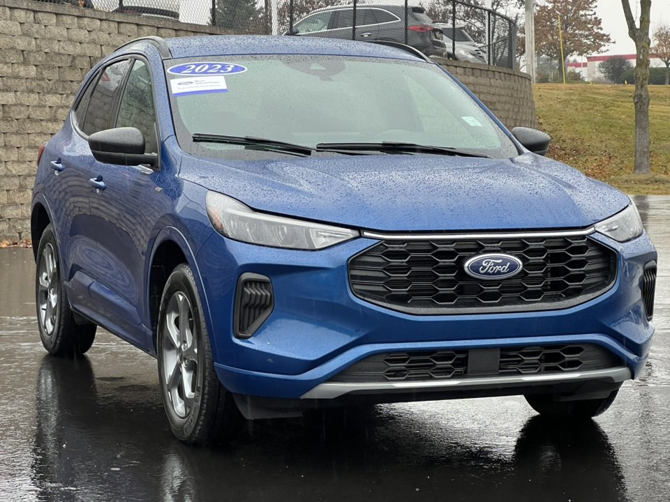 Certified 2023 Ford Escape ST-Line w/ Tech Pack #1 image 37
