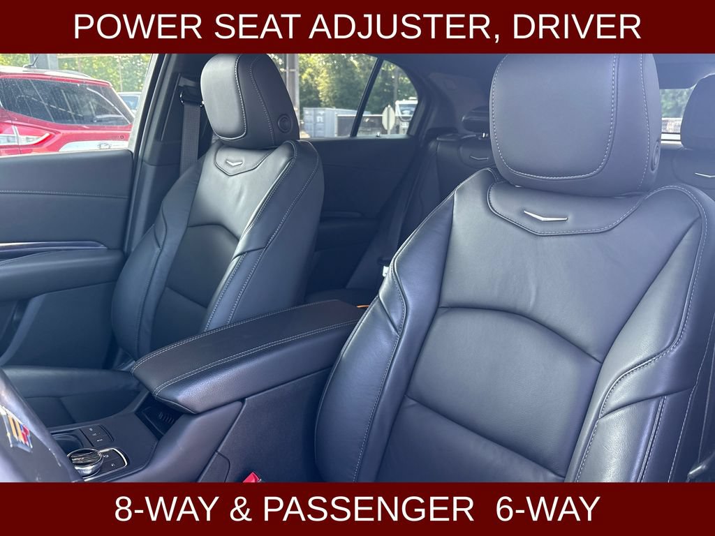 Used 2023 Cadillac XT4 Luxury w/ Cold Weather Package FWD image 16