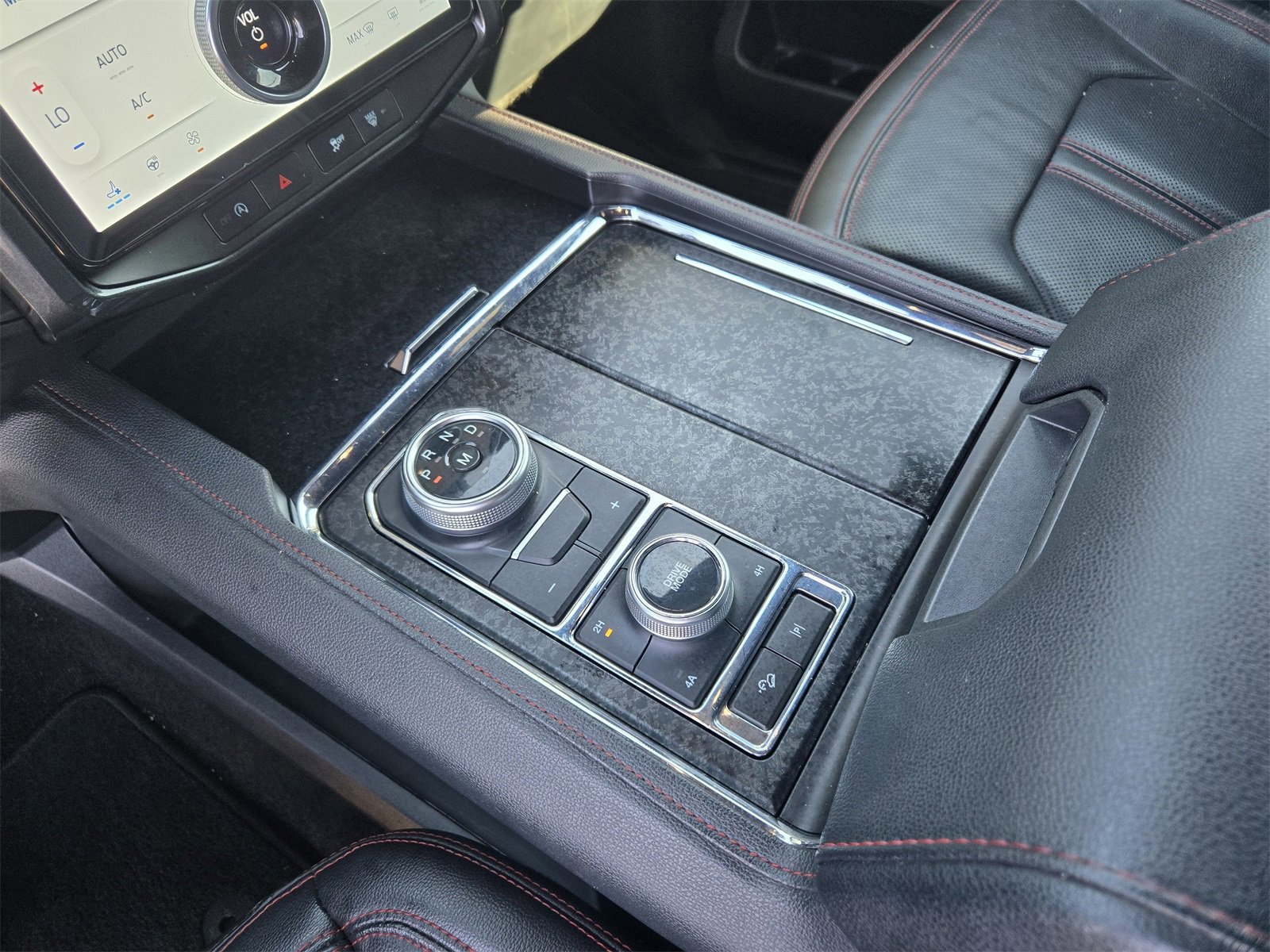 Certified 2022 Ford Expedition Limited image 18