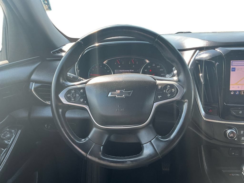 Used 2023 Chevrolet Traverse RS FWD image 18
