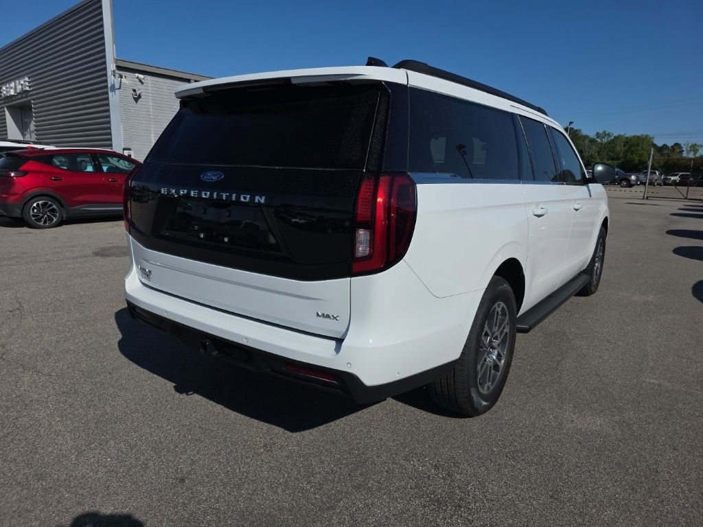 Certified 2025 Ford Expedition Max Active RWD image 2
